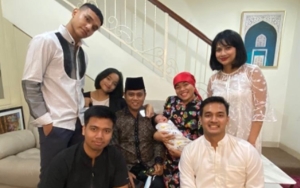 Bukan Hanya Fuji, H. Faisal Juga Nangis Karena Terima Uang Segini dari Frans dan Fadly