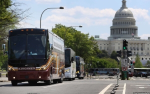 Kasus Omicron Turun 90 Persen, Washington Siap Akhiri Aturan Wajib Masker dan Bukti Vaksin