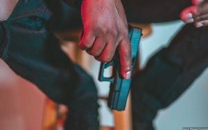 Pria 'Koboi' Pondok Indah yang Todongkan Pistol Ke Tukang Bangunan Kini Diringkus dan Jadi Tersangka