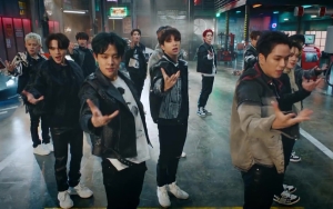 TREASURE Rilis MV 'Jikjin', Jadi Artis YG Pertama yang Comeback di 2022 dengan Gol Besar