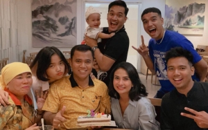 Kekompakan Adik-adik Bibi ke Vanessa Angel Bikin Terenyuh, H. Faisal Ungkap ‘Kunci’ Didikannya