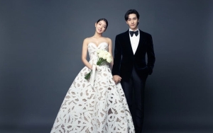 Foto Pernikahan Park Shin Hye dan Choi Tae Joon yang Belum Pernah Dirilis Kini Terungkap