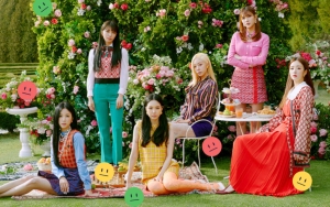 A Pink Sebut Eun Ji Bakal Nikah Duluan karena Terlalu Bucin