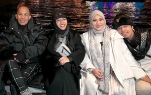 Aurel Hermansyah Video Call dengan Keluarga Gen Halilintar Usai Melahirkan, Reaksi Ayah Atta Disorot