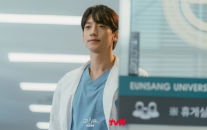 Rain Ogah Dapat Peran Dokter Lagi Usai 'Ghost Doctor', Kenapa?