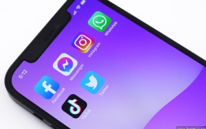 Twitter, Facebook, Instagram Beri Lampu Hijau ke Pejabat Kremlin Lakukan Propaganda di Medsos?