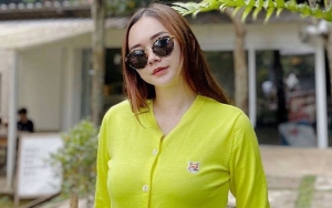 Aura Kasih Bicara Soal Perjalanan Hidup Saat Genap Masuki Usia 35 Tahun, Harapannya Terungkap