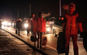 Puluhan WNI Berhasil Dievakuasi dari Kota-Kota Ukraina, 'Diungsikan' ke Rumania dan Polandia