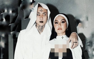 Geger Rumor Kumpul Kebo dengan Adam Rosyadi di Amerika, Agnes Monica Berlinang Air Mata