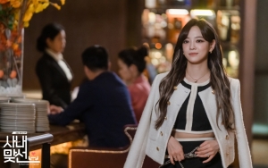 Akting Kim Sejeong Kerasukan Setan Hingga Jadi Cewek Vulgar di 'Business Proposal' Banjir Pujian