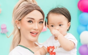 Zaskia Gotik Diprediksi Melahirkan Bulan Oktober, Reaksi Anak Pertama Lihat USG Bikin Bahagia