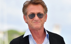 Sean Penn Melarikan Diri Dari Ukraina, Rela Tinggalkan Mobil dan Jalan Jauh Ke Perbatasan Polandia
