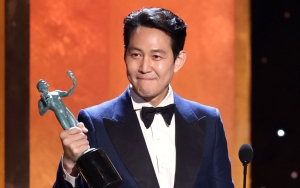 Lee Jung Jae Menolak Tua di Pemotretan Majalah dan Bicara Soal Titik Balik Karir Aktingnya