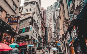 Pakar COVID-19 Terkemuka Hong Kong Sebut Rencana Pemerintah Tes Massal Penduduk Tak Efektif