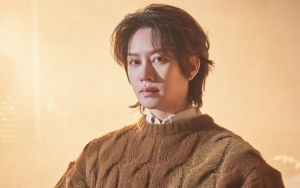 Kim Heechul SuJu Dikritik Pakai Sandal Merah Saat Nyoblos Pilpres, Kenapa?