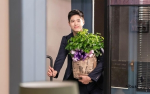 Potret Selama Wamil Dibeber Teman, Usia Asli Park Bo Gum Bikin Tak Percaya