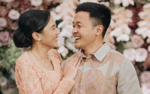 Putri Tanjung Resmi Tunangan dengan Guinandra Jatikusumo, Intip Penampilan Hingga Momen Istimewanya