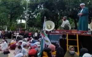 Video Buya Fikri Salah Dalam Gerakan Salat Viral, Kini Ungkap Permintaan Maaf