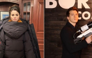 Selena Gomez Dirumorkan Kencani Zen Matoshi Pengusaha Ternama Usai Keciduk Nonton Konser Bareng