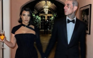 Pengakuan Kourtney Kardashian Sering Bertukar Pakaian Dalam Dengan Travis Barker Bikin Geger