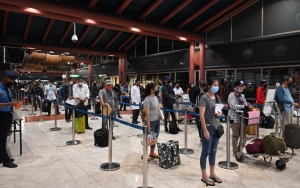 Bebas Tes COVID-19 Berlaku Mulai 8 Maret 2022, Ini Aturan Naik Pesawat dan KA Bagi yang Belum Vaksin
