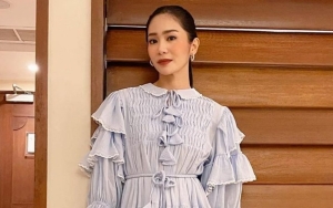 Bunga Zainal Pamer Foto Bareng Sang Putra, Caption 'Salah' Justru Lebih Disorot