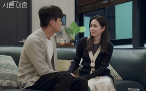 Yeon Woo Jin Sebut Son Ye Jin Seperti Teddy Bear di Lokasi 'Thirty Nine'