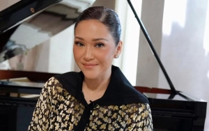 Maia Estianty Tampil Lebih PD Gara-gara Ini, Cincin Hingga Gelang Mentereng di Tangan Bikin Salfok