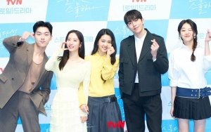Asyik, Nam Joo Hyuk-Kim Tae Ri dan Tiga Pemeran Utama 'Twenty Five, Twenty One' Isi Soundtrack Drama