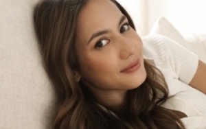 Pevita Pearce Jaga Pikiran Selalu Positif & Happy