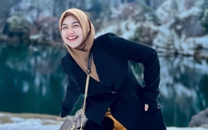 Ogah Pamer Kesedihan, Ricis Tawa Santai Kenang Kesukaan Mendiang Ayah Meski Dalam Hati 'Menjerit'?