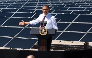 Barack Obama Positif COVID-19 Alami Gatal Tenggorokan, Pastikan Kondisinya Baik-Baik Saja
