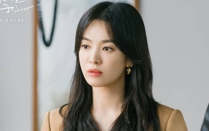 Song Hye Kyo Pamer Bunga Cantik Kiriman Fans di Amerika Serikat Bukti Populer Dimana-mana