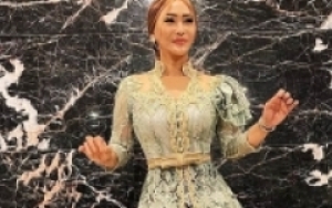 Elvy Sukaesih Bantah Punya Masalah Dengan Inul Daratista
