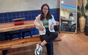 Mayang Cantik Pakai Cardigan Ala Jennie BLACKPINK, Wajah Sedih Gegara Puput Gugat Cerai Doddy?