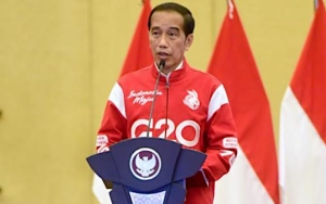 Jelang MotoGP Mandalika: Pebalap Bertemu Jokowi dan Konvoi, Terjadi Antrean Panjang Penukaran Tiket
