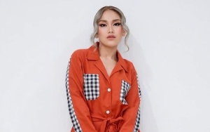 Tampil Berponi, Ayu Ting Ting Bikin Pangling Hingga Disebut Mirip Artis Korea