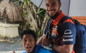 Miguel Oliveira Juarai 'Wet Race' MotoGP Mandalika, Dedikasikan Kemenangan untuk Sosok Risman 