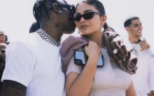 Kylie Jenner dan Travis Scott Memicu Rumor Telah Resmi Menikah Usai Kelahiran Anak Kedua