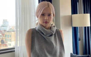 Rose BLACKPINK Jadi Bahan Gosip Gegara Masih Pakai Barang Ketinggalan Zaman