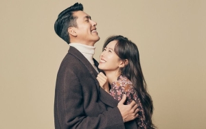 Son Ye Jin Pakai Barang yang Diiklankan Hyun Bin di 'Thirty Nine', Apa?