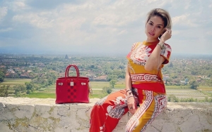 Begini Reaksi Nikita Mirzani Saat Disindir Tak Bisa Makan Kalau Tak Nyinyir