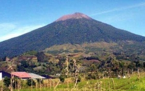 Niat Cari Bantuan untuk Teman, Seorang Pendaki Malah Hilang di Gunung Arjuno