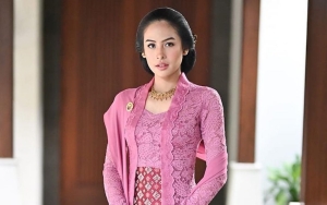 Usai Kebaya, Kalung yang Dipakai Maudy Ayunda Saat Kondangan ke Putri Tanjung Jadi Buah Bibir