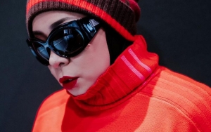  Melly Goeslaw Dipuji Tetap Cantik di Usia Yang Tak Muda Lagi