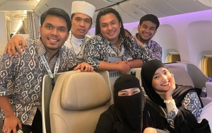 Fuji Ngamuk Dituding Main TikTok Saat Umrah, Putra Siregar Beber Fakta Aslinya