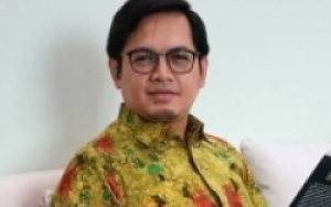 Ingat Jasa Pahlawan, Tommy Kurniawan Ziarah ke Makam Soekarno