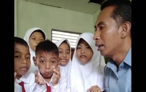 Viral Video Pak Ribut Bahas Kaum Sodom-Lesbi Bareng Murid SD, Kadindik Lumajang Bertindak