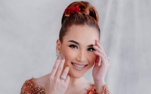 Ayu Ting Ting vs Haters
