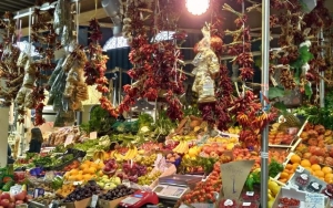 Pedagang Keluhkan Kenaikan Harga Kebutuhan Pokok Jelang Puasa: Tahun Ini Paling Parah